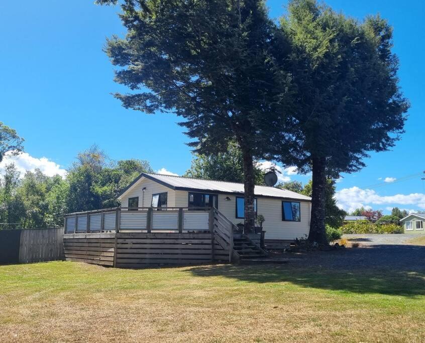 Manapouri Beech Haven Villa Exterior photo